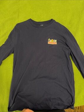 Vineyard Vines Navy Long-Sleeve Tee with Colorful Chest Graphic